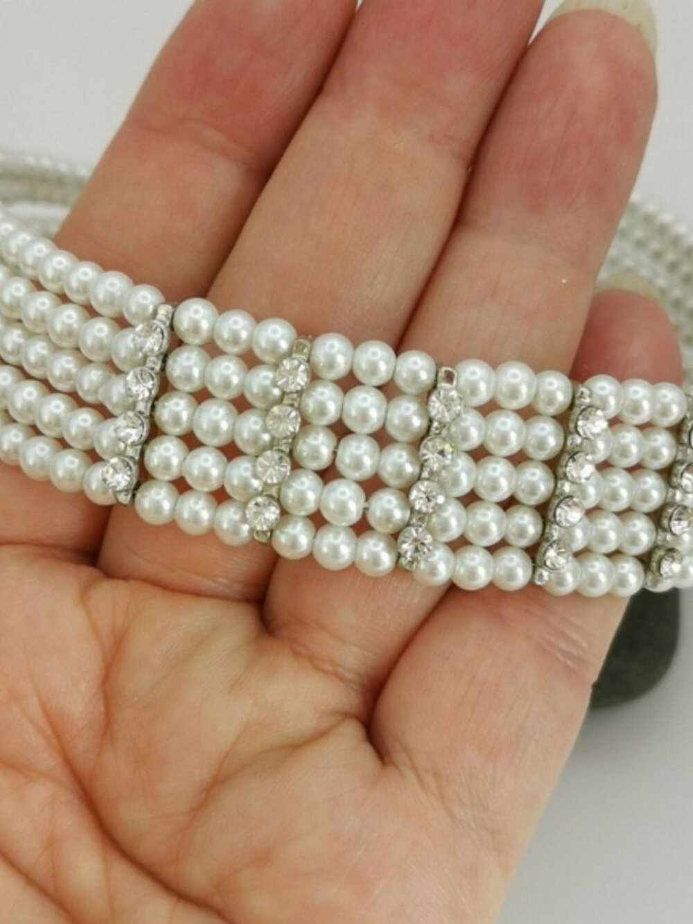 White Pearl Crystal Choker Necklace 🆕 - Picture 2 of 4